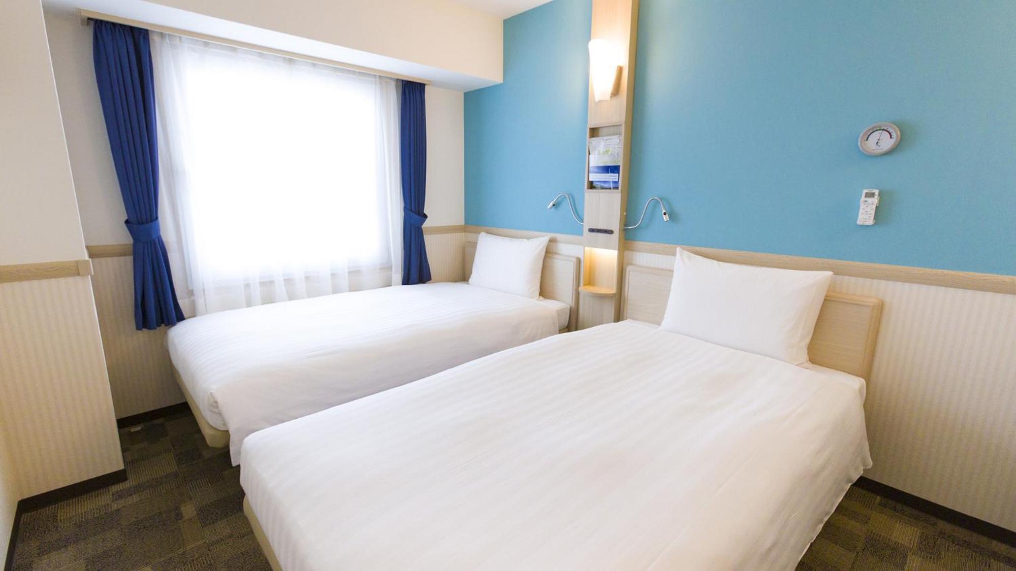 Toyoko Inn Osaka Kadoma-Shi Ekimae 모리구치 객실 사진